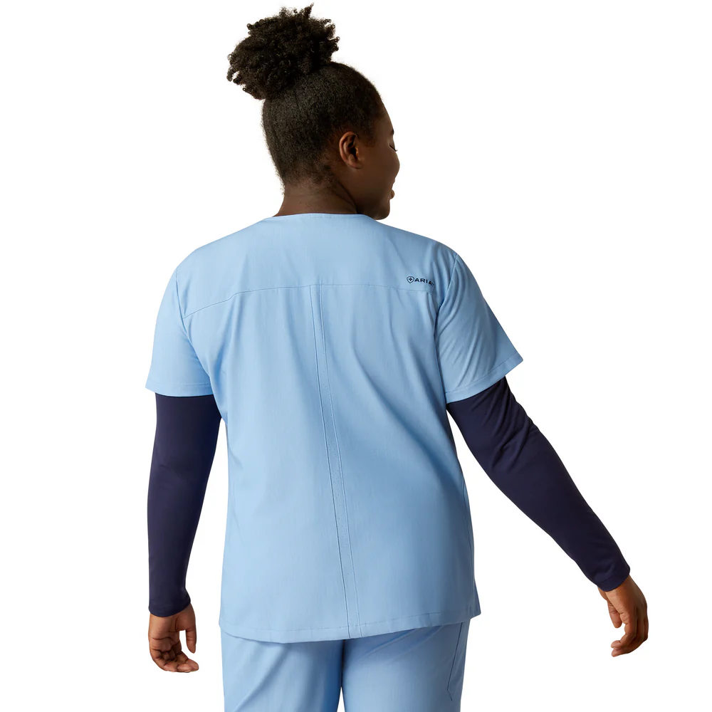 Clara 6 Pocket Scrub Top - 400-Light Blue Heather | Ariat 10039714 - Image 2