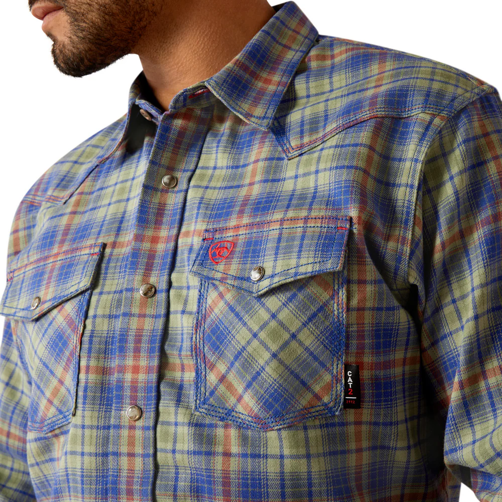 Fr Wilshire Retro Fit Work Shirt - 300-Oil Green | Ariat 10054456 - Image 3